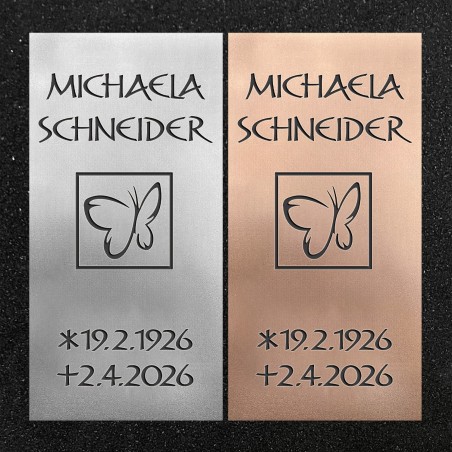 Schrifttafel vertikal "Schmetterling im Fenster"